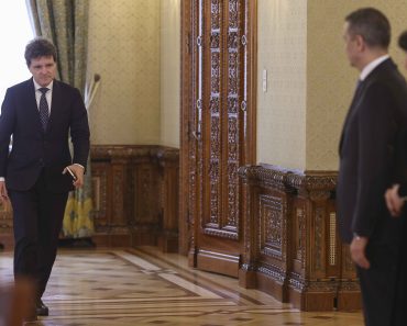 Nicușor Dan, consultări-fulger la Cotroceni: propunerile partidelor. Când e așteptată o nouă desemnare de premier de către președinte Nicușor Dan, consultări-fulger la Cotroceni: propunerile partidelor. Când e așteptată o nouă desemnare de premier de către președinte