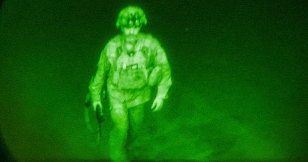 Încă un general de rang înalt, ultimul soldat american care a părăsit Afganistanul, și-a anunțat brusc demisia