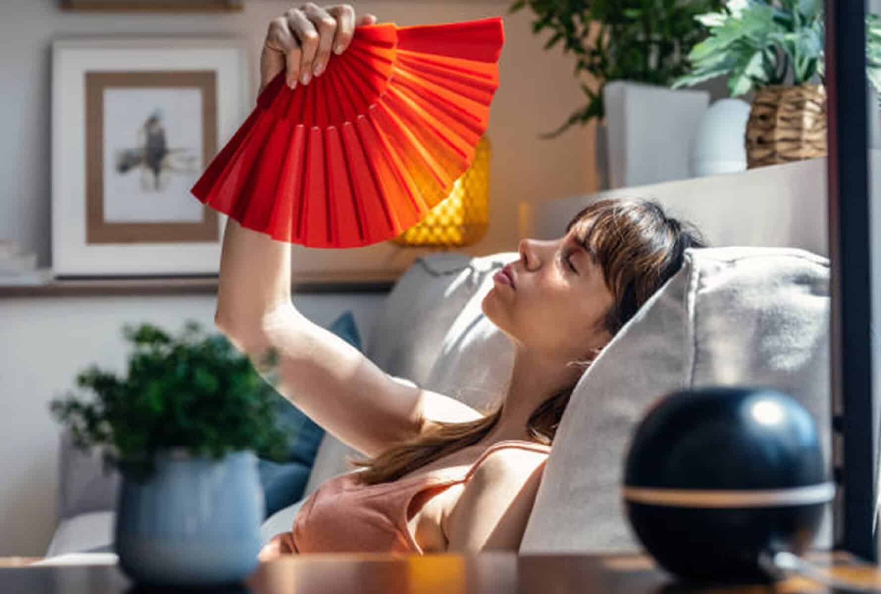 Metoda spaniolă de a menține răcoare în case pe timpul verii. Este foarte simplă și ușor de pus în practică