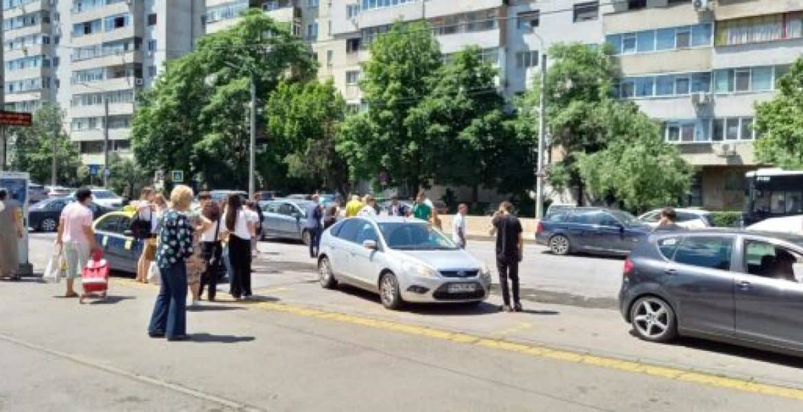 A murit femeia lovită pe trecere în Bariera București. Mulțumim Primăriei Ploiești pentru lipsa relantisoarelor! Mai importante sunt parangheliile!