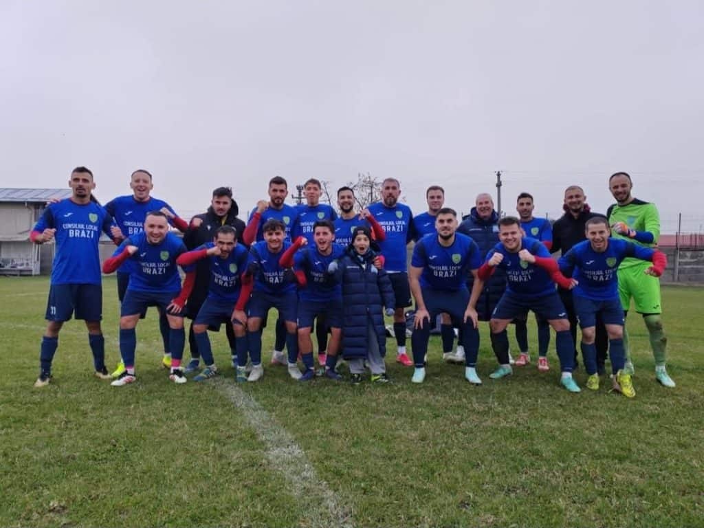 Echipa de fotbal CS NESERIOZITATE Brazi