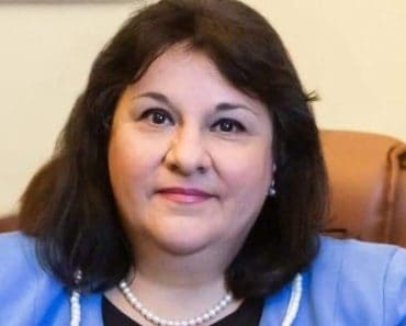 Prof. Carmen Băjenaru a devenit consilier local PSD. Aceasta îl înlocuiește pe demisionarul Andrei Boțîrcă