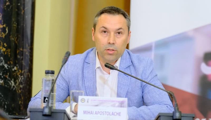 ​Mihai Apostolache (România în Acțiune) critică dur prioritățile taberei Polițeanu: Parada LGBT din Capitală, preferată în detrimentul copiilor cu dizabilități din Ploiești