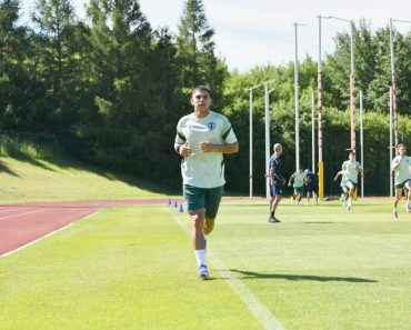 Mijlocașul cu clauză anti-alcool se antrenează cu Petrolul Mijlocașul cu clauză anti-alcool se antrenează cu Petrolul