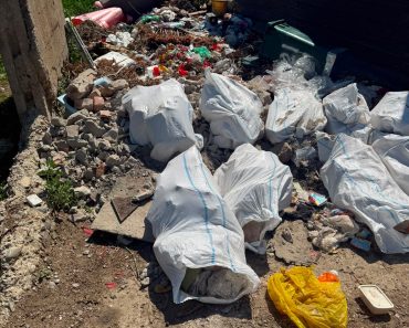 ALO, Primăria Ploiești! Câte acte de vandalism mai trebuie să suporte orașul până când vă hotărâți să montați camere și să dați amenzi usturătoare? ALO, Primăria Ploiești! Câte acte de vandalism mai trebuie să suporte orașul până când vă hotărâți să montați camere și să dați amenzi usturătoare?