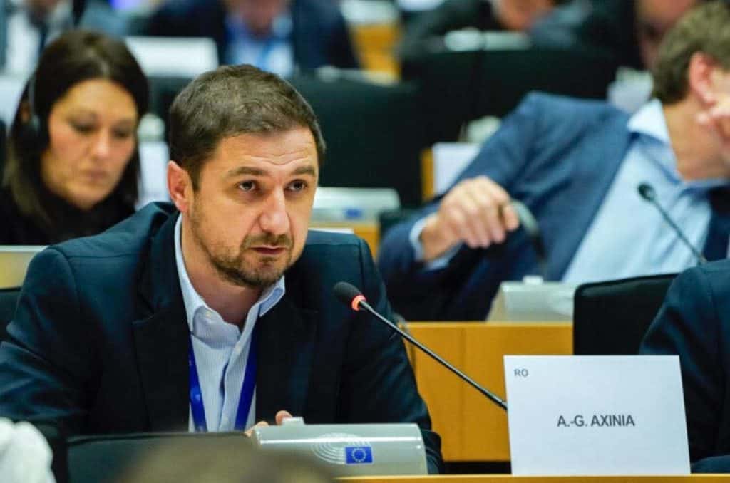 Europarlamentarul Adrian Axinia (AUR): „Au început să-l lase nervii pe Nicușor Dan”