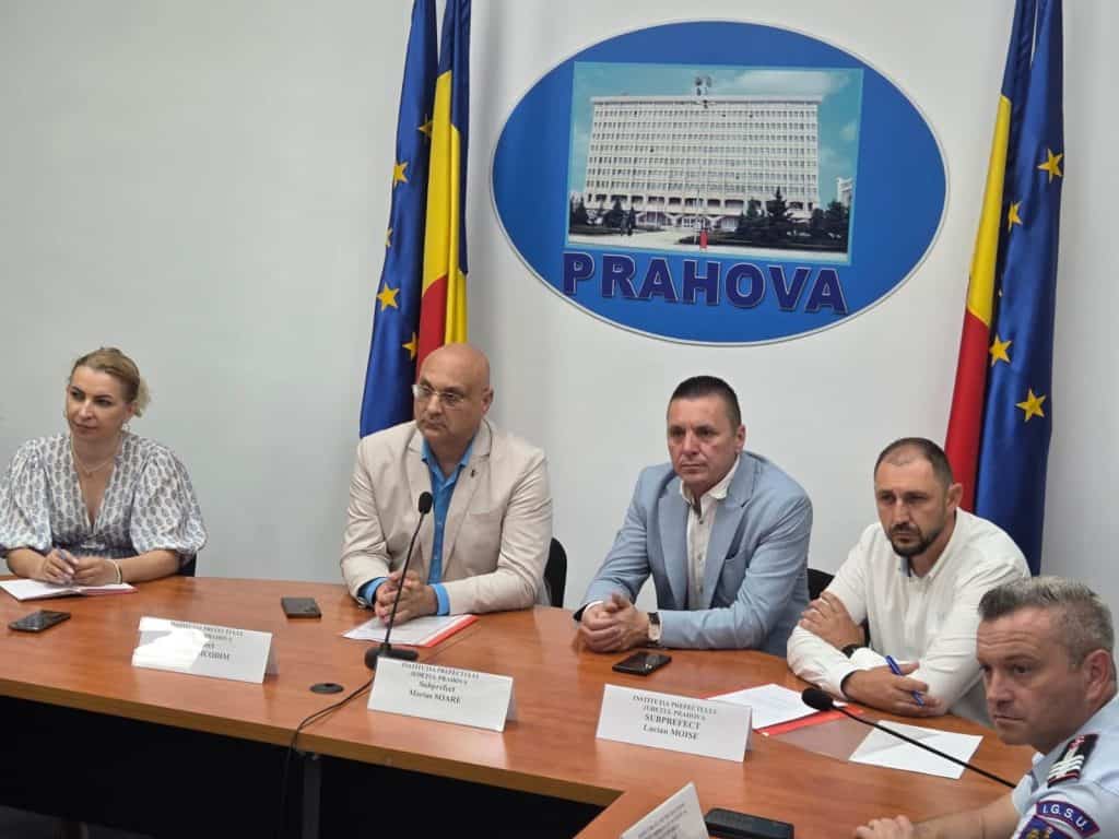 Șrdință la Prefectura Prahova despre noile măsuri fiscale, pregătirea pentru caniculă și problemele persoanelor vârstnice