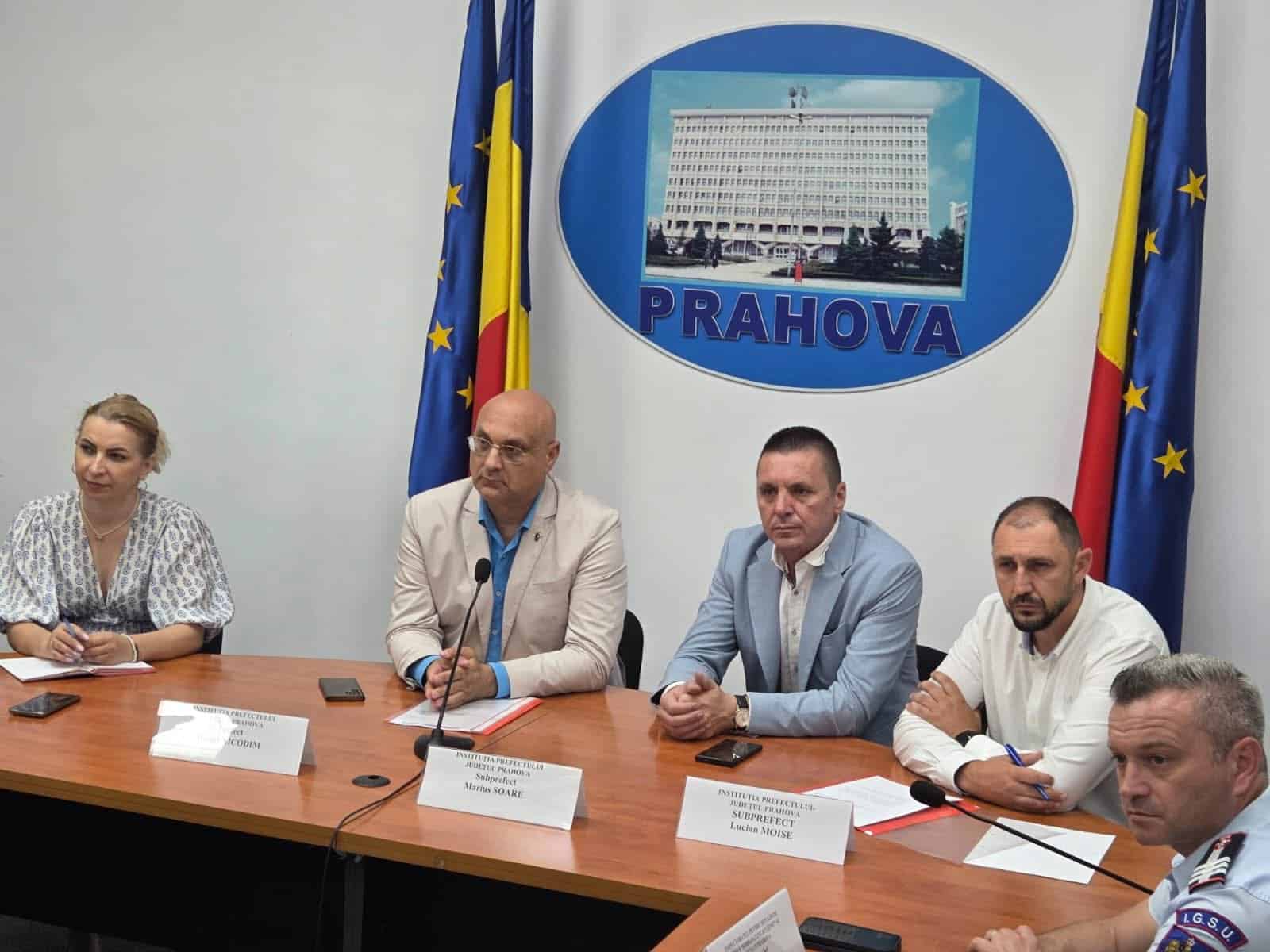 Șrdință la Prefectura Prahova despre noile măsuri fiscale, pregătirea pentru caniculă și problemele persoanelor vârstnice