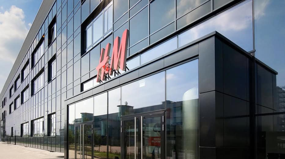 H&M a ales Ploieștiul ca hub logistic regional. Grupul suedez a închiriat un depozit de 85.000 mp H&M a ales Ploieștiul ca hub logistic regional. Grupul suedez a închiriat un depozit de 85.000 mp