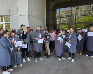 Activitate blocată la Tribunalul Prahova! Grefierii ies în stradă de teama unei noi înghețări salariale