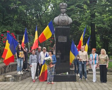 106 ani de la semnarea Tratatului de la Trianon/ Eveniment organizat în Parcul „Constantin Stere” în prezența autorităților și pasionaților de istorie!