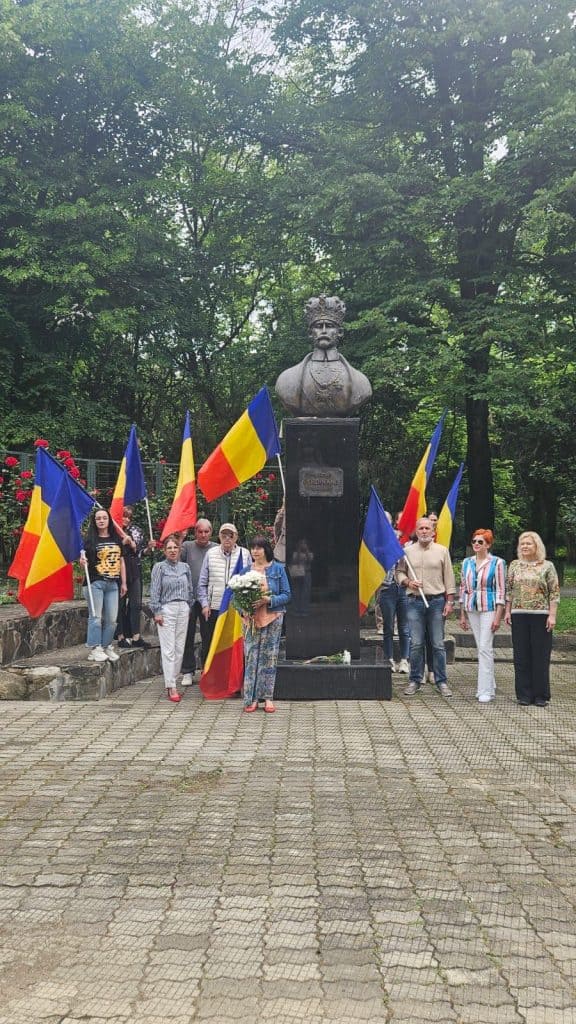 106 ani de la semnarea Tratatului de la Trianon/ Eveniment organizat în Parcul „Constantin Stere” în prezența autorităților și pasionaților de istorie!