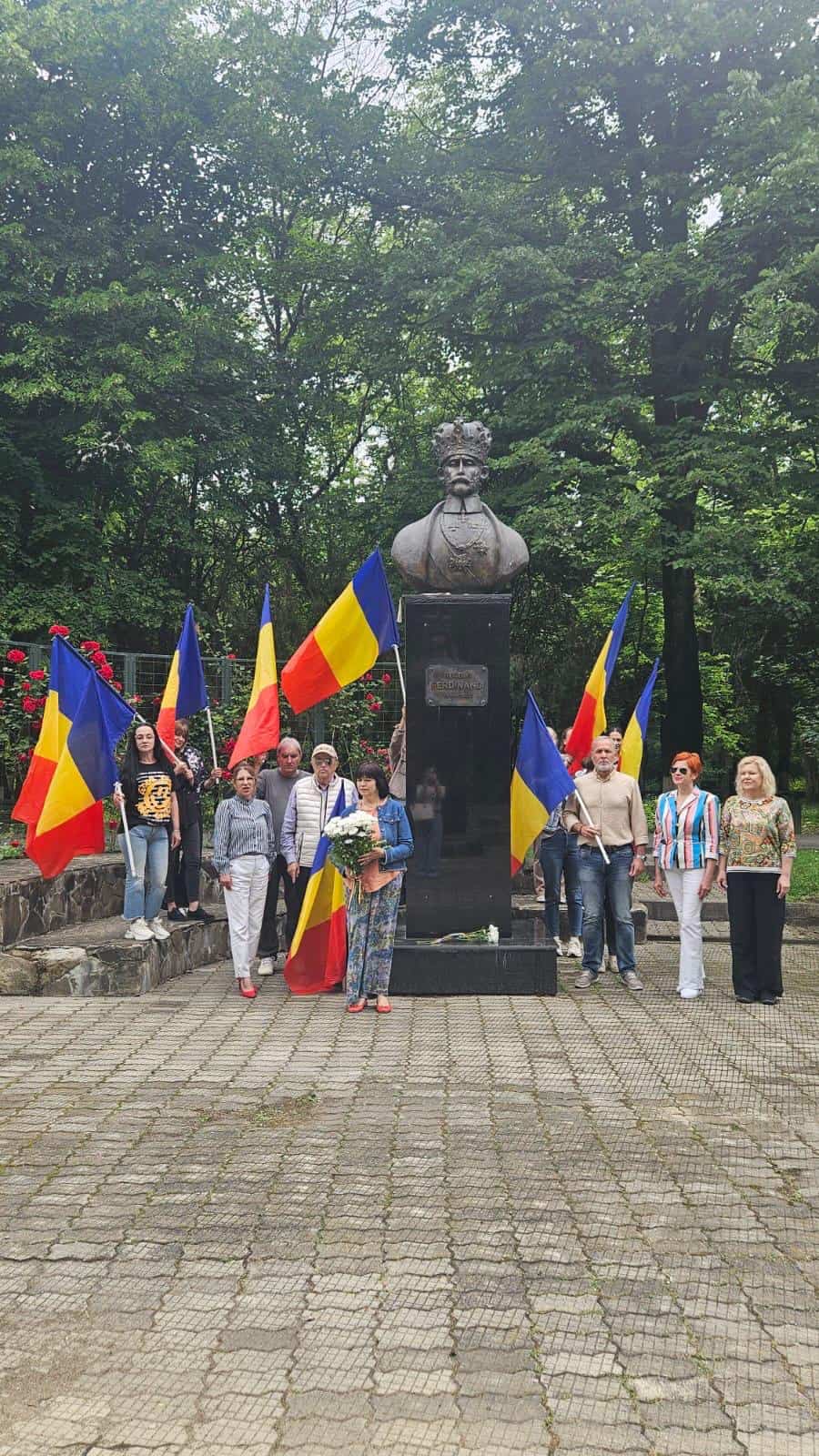106 ani de la semnarea Tratatului de la Trianon/ Eveniment organizat în Parcul „Constantin Stere” în prezența autorităților și pasionaților de istorie!