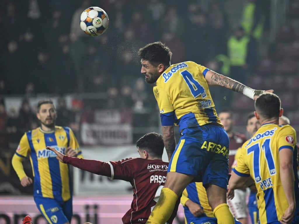 Unde nu-i Papp, vai de apărare! Petrolul mizează pe veteranul din Ardeal