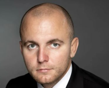 Andrei Gușă, deputat AUR, reacție la postarea LGBT a consilierului primarului Polițeanu: „Dacă girează o astfel de abordare, devine incompatibil cu funcția de primar din punct de vedere moral și civilizațional” Andrei Gușă, deputat AUR, reacție la postarea LGBT a consilierului primarului Polițeanu: „Dacă girează o astfel de abordare, devine incompatibil cu funcția de primar din punct de vedere moral și civilizațional”