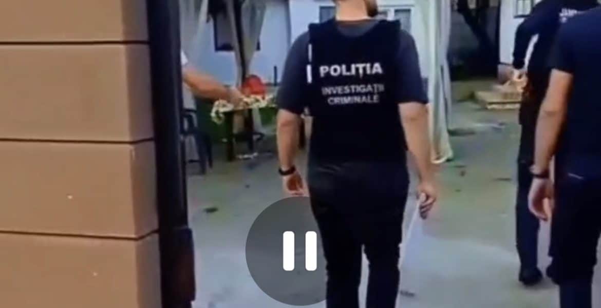 Percheziții în Urlați la „țepari” care comandau produse de pe platformele de vânzări și nu le mai achitau!