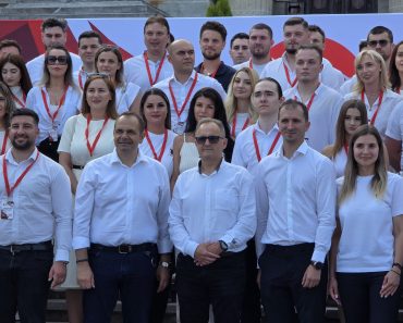VIDEO: Tinerii social-democrați prahoveni și-au ales conducerea, în prezența președintelui CJ Prahova, Virgil Nanu VIDEO: Tinerii social-democrați prahoveni și-au ales conducerea, în prezența președintelui CJ Prahova, Virgil Nanu