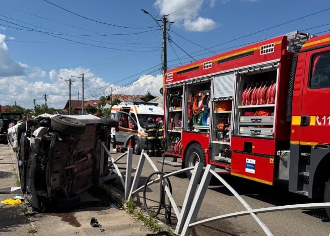 FOTO: Accident grav în Băicoi! Un tânăr de 19 ani, în stare de inconștiență FOTO: Accident grav în Băicoi! Un tânăr de 19 ani, în stare de inconștiență