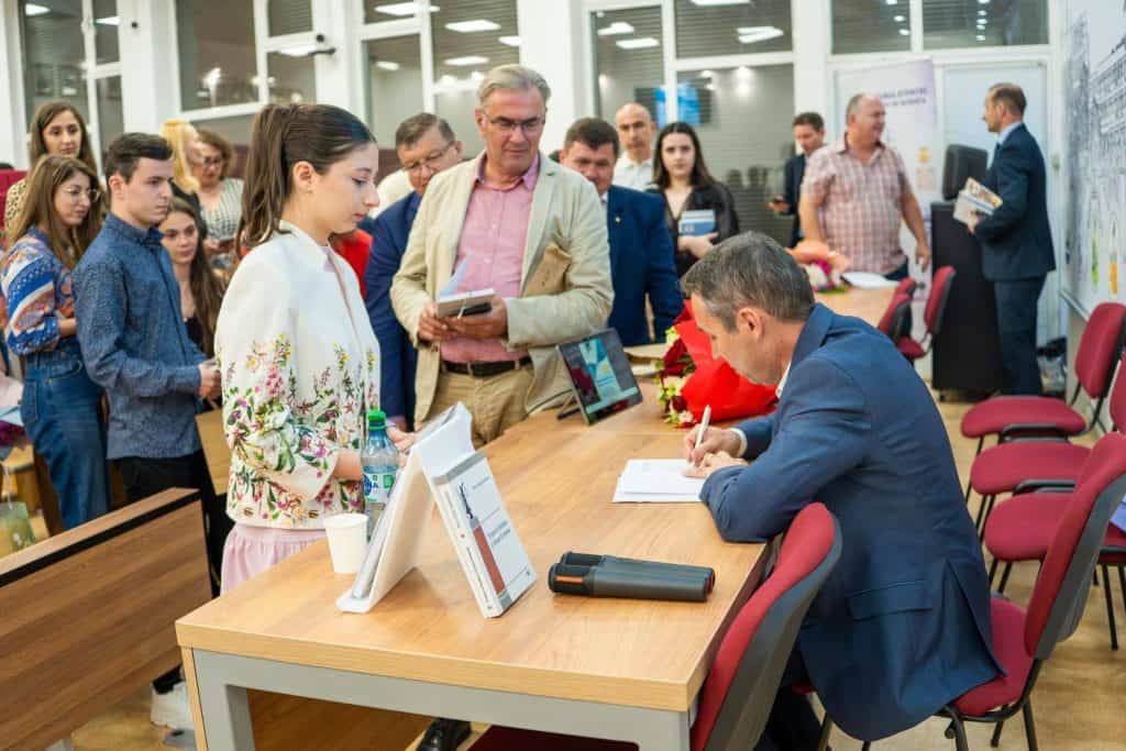 Primăria Aluniș: O zi deosebită la Universitatea Petrol și Gaze din Ploiești