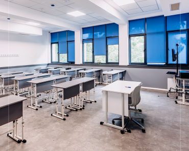Construcții Erbașu: Peste 60.000 de elevi și studenți din întreaga țară învață astăzi în unități de învățământ construite, modernizate sau reabilitate de echipa noastră în ultimii ani Construcții Erbașu: Peste 60.000 de elevi și studenți din întreaga țară învață astăzi în unități de învățământ construite, modernizate sau reabilitate de echipa noastră în ultimii ani