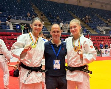 Pe tatami nimic nu-i de pomană! Vanessa și Yasmine au devenit campioane balcanice!