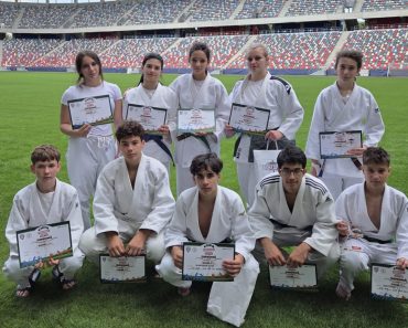Judoka ploieșteni și-au arătat forța pe stadionul ,,Steaua” Judoka ploieșteni și-au arătat forța pe stadionul ,,Steaua”