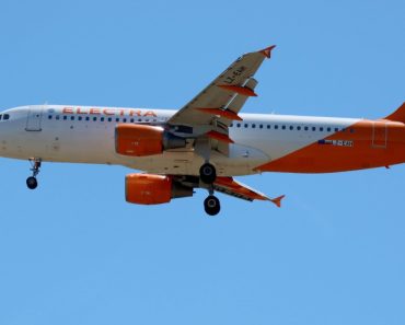 Un avion care zbura de la Varşovia la Tel Aviv a fost interceptat de un MIG-29 al Bulgariei după o alertă falsă de deturnare
