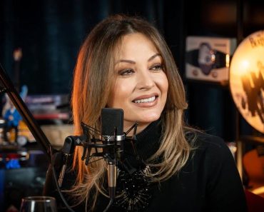 Anca Țurcașiu s-a întors pe băncile școlii, la 56 de ani. Ce studiază actrița: „Vârsta nu este o limită” Anca Țurcașiu s-a întors pe băncile școlii, la 56 de ani. Ce studiază actrița: „Vârsta nu este o limită”