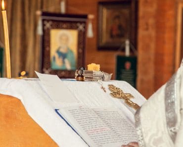 Calendar ortodox iulie 2026: Sărbătorile cu cruce roșie din această lună. Începe unul dintre cele mai importante posturi din an