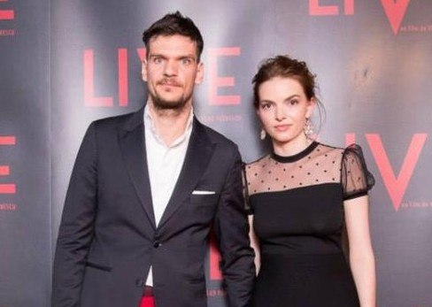 Cu ce se ocupă iubita lui Tudor Chirilă. O țeapă de 30.000 de euro a băgat-o pe Iulia Mîzgan în depresie. „Nu am fost atentă”