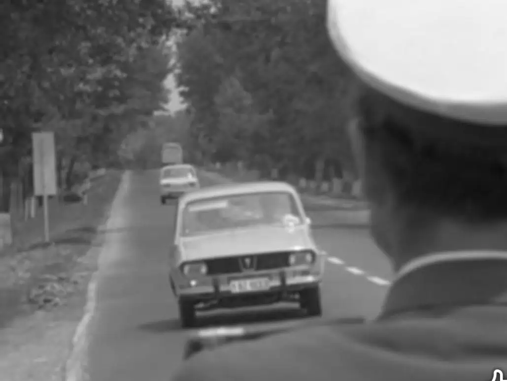 Cum se făceau controalele Miliției în trafic în 1973. „Filtrul” care verifica până și jocul volanului: „Mai multe amenzi, dar mai puține oase rupte”
