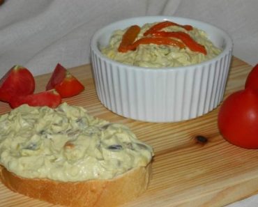 Cum păstrezi salata de vinete deschisă la culoare. Ingredientul pe care îl folosesc bucătarii pentru o textură fină și cremoasă Cum păstrezi salata de vinete deschisă la culoare. Ingredientul pe care îl folosesc bucătarii pentru o textură fină și cremoasă