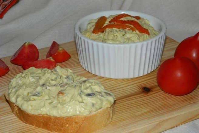Cum păstrezi salata de vinete deschisă la culoare. Ingredientul pe care îl folosesc bucătarii pentru o textură fină și cremoasă Cum păstrezi salata de vinete deschisă la culoare. Ingredientul pe care îl folosesc bucătarii pentru o textură fină și cremoasă