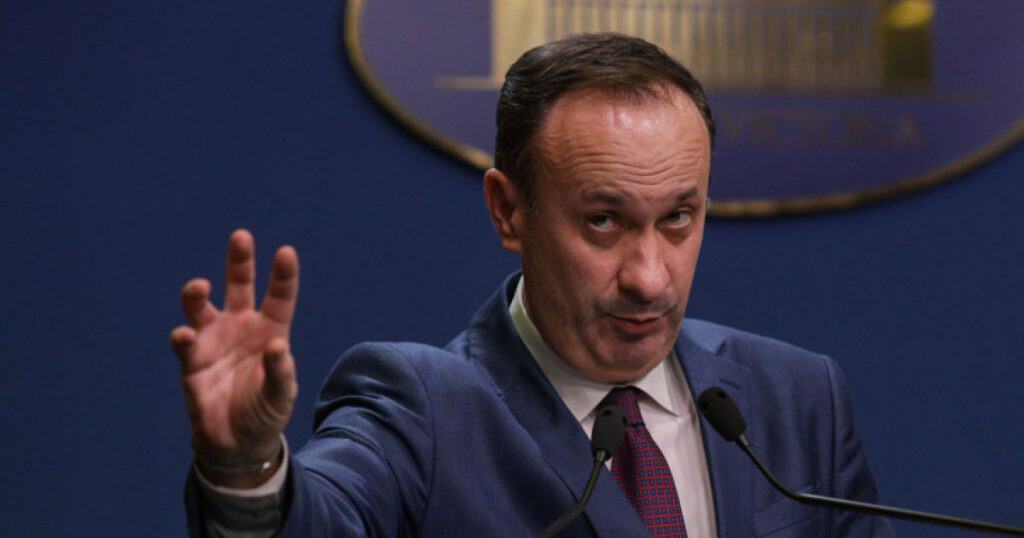 Adrian Câciu: „La finalul acestei luni, lucrurile vor duce către un guvern majoritar și tind să cred că va fi PSD, PNL, UDMR”