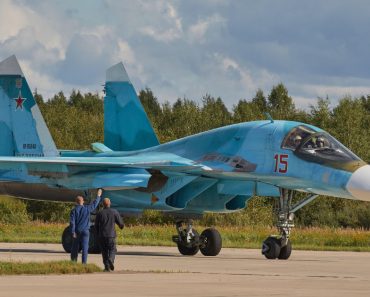 Momentul în care serviciul de informații militare ucrainean a distrus un avion MiG-29 rus la baza aeriană Belbek din Crimeea