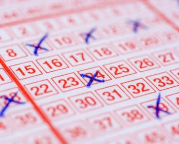 Un român a dat marea lovitură la Loto. Unde s-a jucat biletul norocos Un român a dat marea lovitură la Loto. Unde s-a jucat biletul norocos