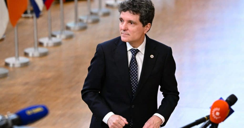 Senator USR, atac dur la adresa lui Nicușor Dan: „Nu cred că e un personaj diabolic. Cred că este un tăntălău ajuns în locuri greșite”