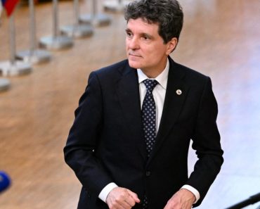 Senator USR, atac dur la adresa lui Nicușor Dan: „Nu cred că e un personaj diabolic. Cred că este un tăntălău ajuns în locuri greșite”