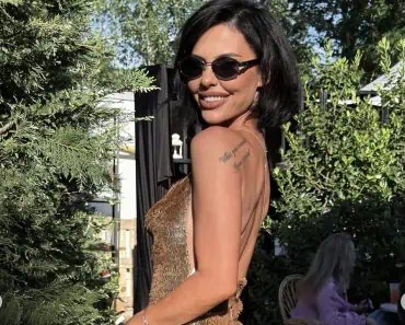 Cum se înțelege Andreea Popescu cu foștii socri. Ce a dezvăluit, fără reținere: „Orgoliul trebuie să se rupă puțin” Cum se înțelege Andreea Popescu cu foștii socri. Ce a dezvăluit, fără reținere: „Orgoliul trebuie să se rupă puțin”
