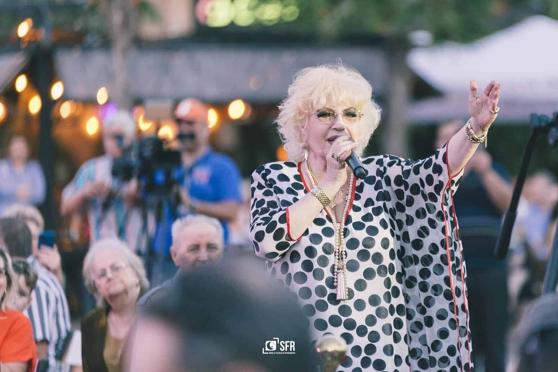 După 54 de ani, Corina Chiriac s-a revăzut cu omul care i-a schimbat viața. Momentul a emoționat-o profund: „Am lăcrimat amândoi”