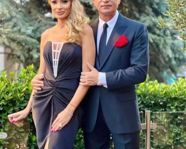 Cristi Borcea și Valentina Pelinel, imagine rară cu cei nouă copii. „Pentru unii e nebunie”
