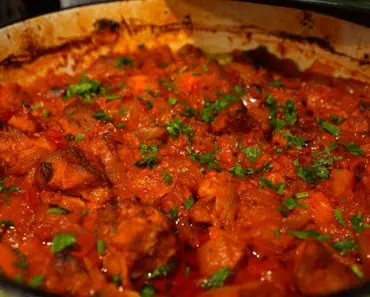 Preparatul delicios de care nu te vei mai sătura în această vară! Cum se pregătește ușor ceafa de porc la cuptor cu ceapă și ardei Preparatul delicios de care nu te vei mai sătura în această vară! Cum se pregătește ușor ceafa de porc la cuptor cu ceapă și ardei