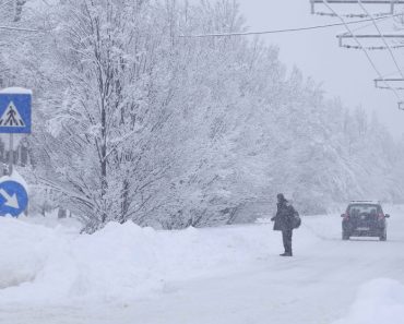 Meteorologii se așteaptă la o iarnă grea în Europa. Cele trei fenomene-cheie care pot aduce valuri de ger și ninsori puternice