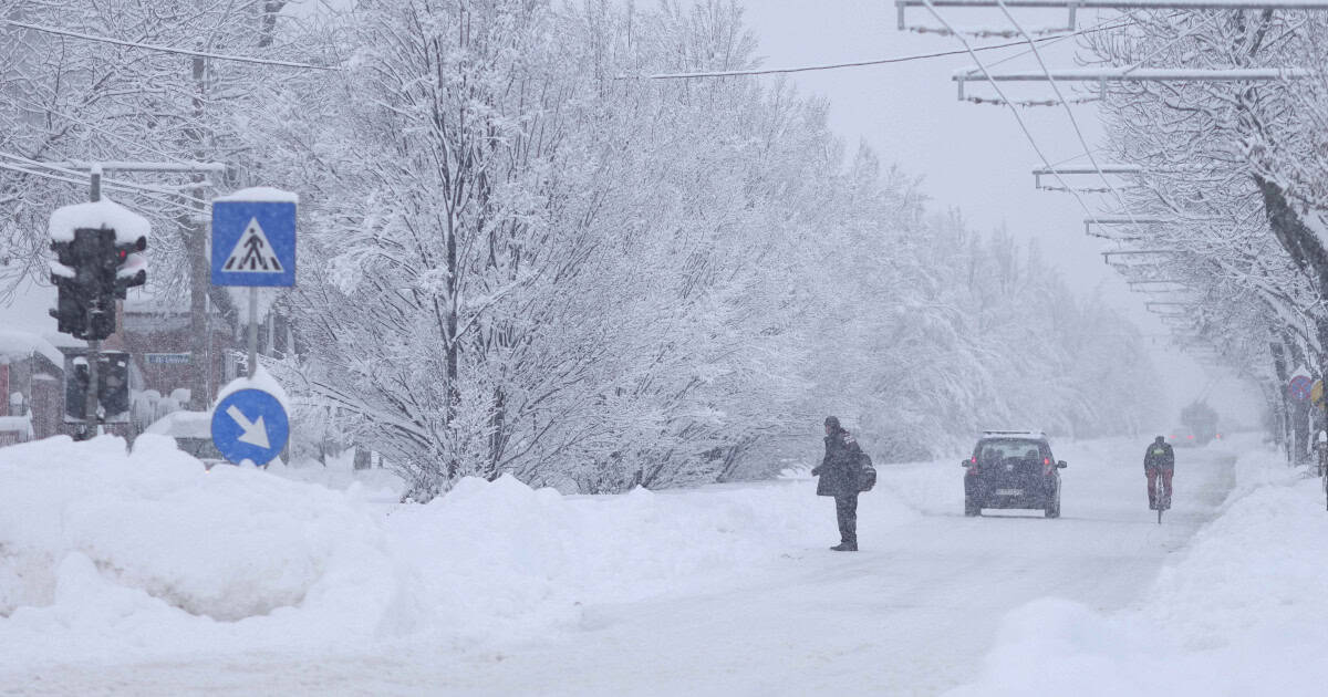 Meteorologii se așteaptă la o iarnă grea în Europa. Cele trei fenomene-cheie care pot aduce valuri de ger și ninsori puternice