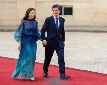 Mirabela Grădinaru a atras toate privirile la Élysée. „Mereu elegantă și feminină, Prima Doamnă!”
