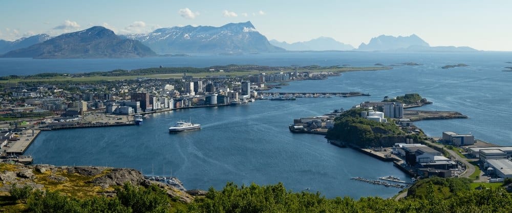 Motivul pentru care un tânăr de 21 de ani vrea să renunțe la salariul mare din Norvegia pentru a reveni în România. „Sfatul meu este să rămâi acolo” Motivul pentru care un tânăr de 21 de ani vrea să renunțe la salariul mare din Norvegia pentru a reveni în România. „Sfatul meu este să rămâi acolo”