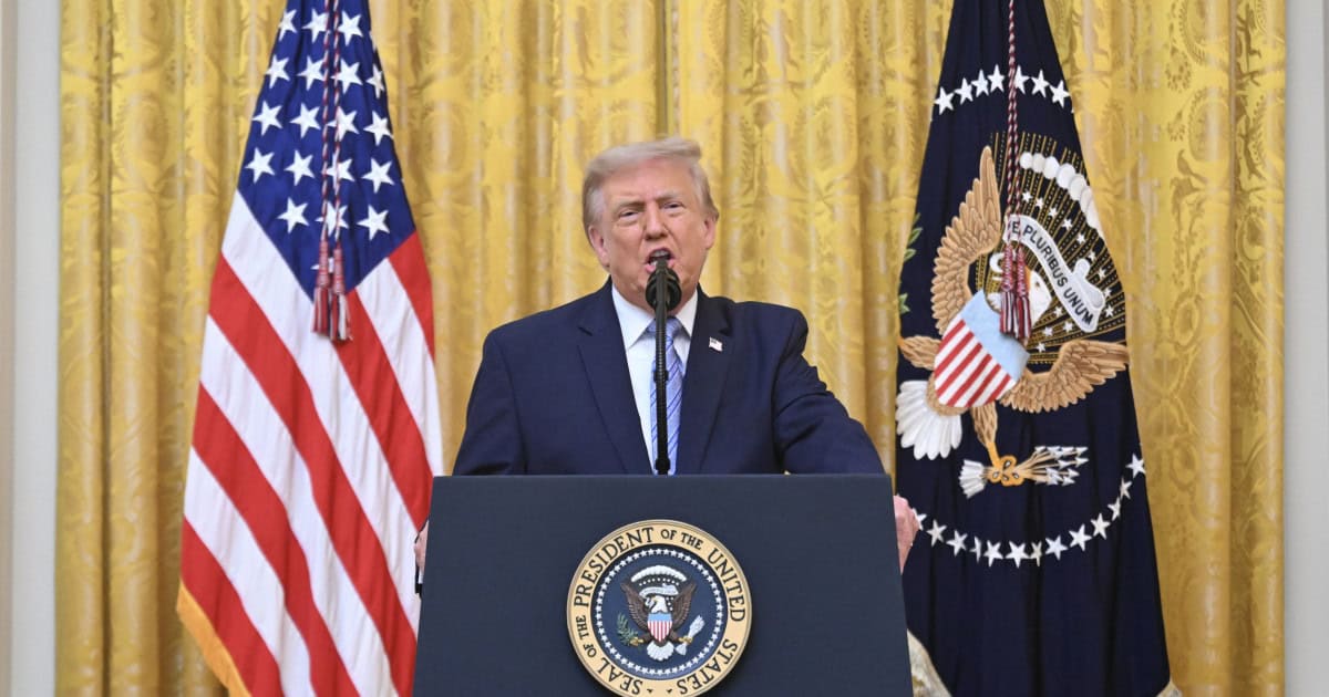 Scopul explicit al discursului ținut de Donald Trump: pregătirea terenului pentru destabilizarea sistemului electoral american