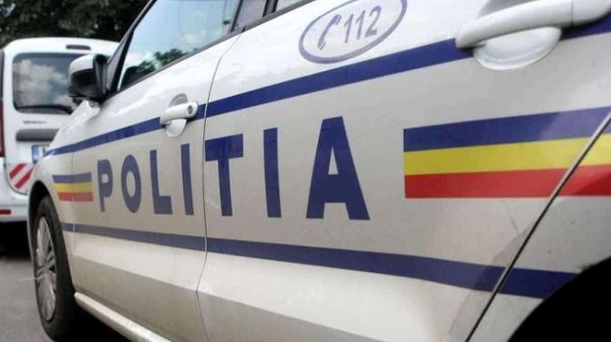 O femeie din Capitală a plătit 290.000 de lei unor escroci. Cum au reușit doi ucraineni să o înșele O femeie din Capitală a plătit 290.000 de lei unor escroci. Cum au reușit doi ucraineni să o înșele