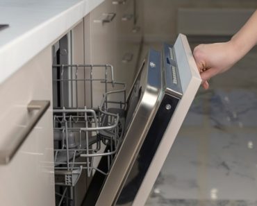 Ce nu se regăsește în multe bucătării renovate din România: „Am o curiozitate ce mă neliniștește teribil” Ce nu se regăsește în multe bucătării renovate din România: „Am o curiozitate ce mă neliniștește teribil”