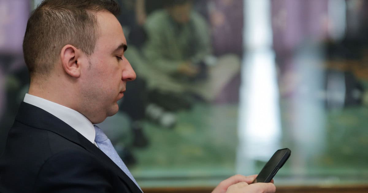 Reacția lui Bogdan Ivan după anunțul lui Ilie Bolojan privind contoarele inteligente și capacitățile de stocare a energiei